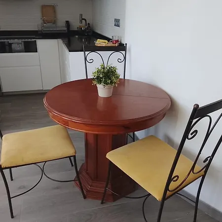 Apartamento Centro Con Amplias Vistas
